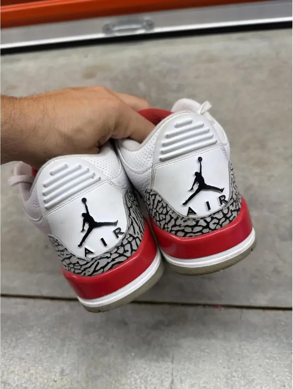 nike air jordan 3 retro hall of fame white and red basketball shoes size 10 MENS